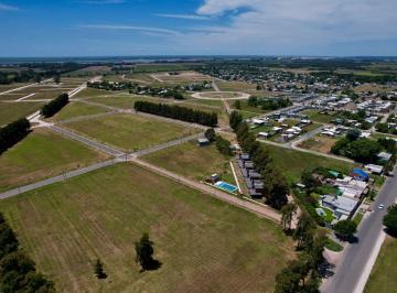 Casa · 80m² · 3 Ambientes · 1 Cochera · Venta Lotes en Pinar de Lagos Terrenos con Servicios Completos en Entorno Natural y en Crecimiento