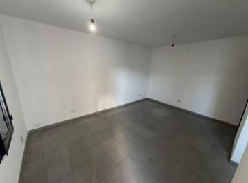 Departamento de 4 ambientes, Córdoba · Alquilo Depto de un Dor, Bedoya 760. Sin Expensas