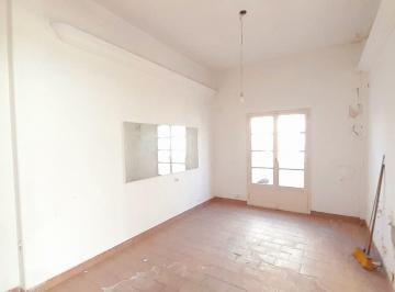 Departamento · 46m² · 2 Ambientes · Solís Al 700 - Cómodo Departamento 2 Amb con Balcón Al Contrafrente!