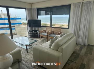 Foto1 · Alquiler Temporal Apartamento de Tres Dorm. en Primera Linea Playa Brava