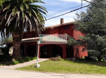 Casa · 345m² · 7 Ambientes · 2 Cocheras · Chalet en Barrio Costa del Sol Mar Chiquita