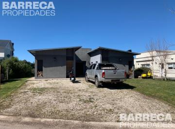 Casa · 245m² · 5 Ambientes · Casa en Arenas del Sur