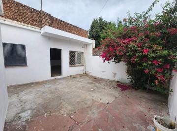 Casa · 130m² · 3 Ambientes · Vº El Libertador - 2 Dor - Coc - Com - Patio - Asador