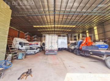 Depósito · 1200m² · 2 Cocheras · Depósito en Venta 1200 m², El Triángulo Malvinas Argentinas