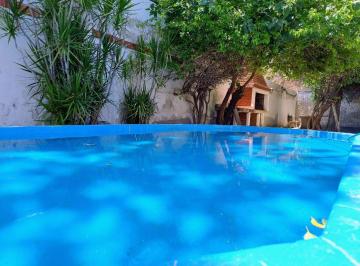 Casa de 9 ambientes, Santiago del Estero · Vendo Propiedad - Av Saenz Peña (Especial Inversión)