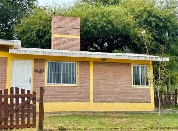 Casa de 4 ambientes, Villa Carlos Paz · Alquiler Anual Chalet Cerca del Río