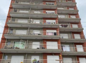 Departamento de 2 ambientes, Morón · Depto en Venta Al Frente. Excelente Ubicacion. Morón