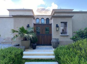 Casa · 520m² · 8 Ambientes · 4 Cocheras · Santa Maria de Tigre - Exclusiva Casa Al Rio en Venta.