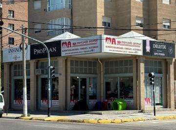 Local comercial de 5 ambientes, Puerto Madryn · Local en Venta Hipólito Yrigoyen N°107 y Mosconi Precio U$d160.000