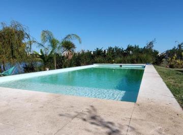 Casa · 205m² · 5 Ambientes · 2 Cocheras · Casa en Venta Canton Puerto Al Lago