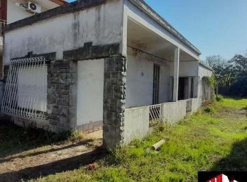 Casa · 80m² · 3 Ambientes · Casa - Tapiales