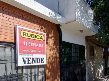 Casa · 80m² · 3 Dormitorios · 1 Cochera · Casa - Ingeniero Adolfo Sourdeaux