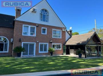 Casa · 390m² · 6 Ambientes · 2 Cocheras · Casa en El Triangulo, Don Torcuato