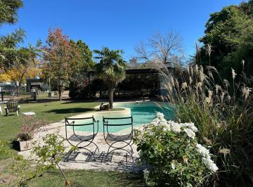Foto · Casa 4 Dorm. con Pileta en Country Chacras de La Villa