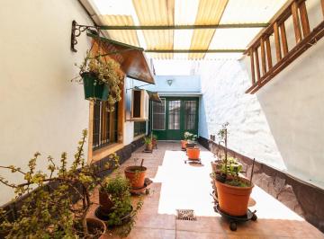 Casa · 100m² · 2 Ambientes · 1 Cochera · Venta Casa Cochera Patio Terraza San Martin