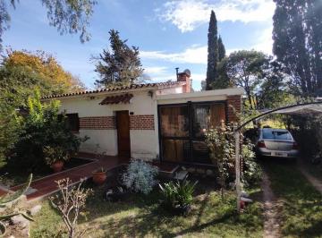 Casa · 80m² · 6 Ambientes · 1 Cochera · Casa en Venta en Capilla del Monte