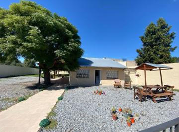 Frente de la Propiedad · Casa Quinta en Venta.