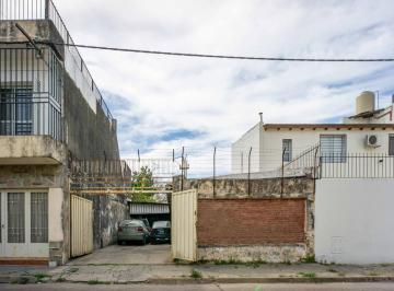 Terreno · 191m² · Venta: Terreno Tapialado y Semitechado en Barrio Azcuénaga - Rosario.