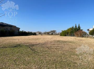 Terreno · 9000000ha · Terreno Lote en Venta en El Cantón Golf, El Cantón, Escobar
