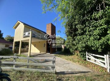 Casa · 75m² · 3 Ambientes · 1 Cochera · Casa en Venta con Lote Propio Cerca del Mar en Nueva Atlantis