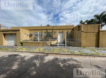 Casa · 216m² · 5 Ambientes · 2 Cocheras · Casa en Ituzaingó