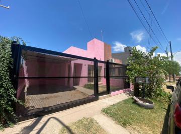 Casa de 3 ambientes, Córdoba · Tranquilidad y Comodidad! a 5 Min de Circunvalacion! 2 Dor + Patio + Cochera!