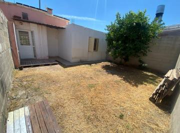 Casa de 3 ambientes, Córdoba · Tranquilidad y Comodidad! a 5 Min de Circunvalacion! 2 Dor + Patio + Cochera!