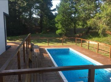 Casa · 150m² · 5 Ambientes · 2 Cocheras · Alquiler Casa Amueblada Costa Esmeralda Pinamar