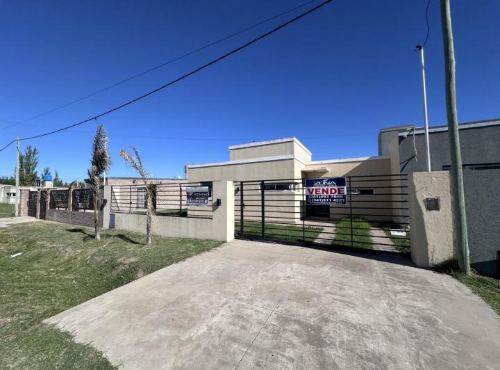 Casa · 85m² · 3 Ambientes · 1 Cochera