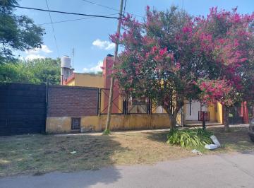 Casa de 4 ambientes, Lomas de Zamora · Venta Casa de 4 Ambientes Sobre Lote 600 m² Llavallol