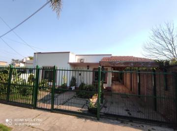 Casa · 150m² · 5 Ambientes · 3 Cocheras · Venta Casa Don Torcuato 5 Ambientes con Fondo