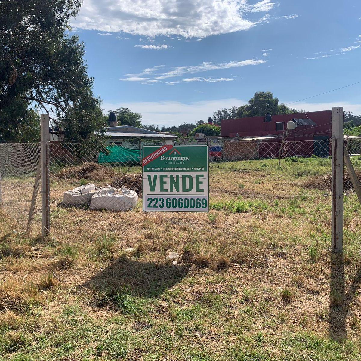 Venta lote en Barrio Parque Peña
