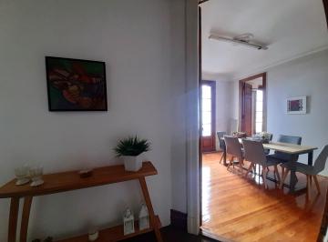 Departamento de 4 ambientes, Tribunales · Luminoso Departamento A/prof. y Vivienda - Excelente Ubicacion