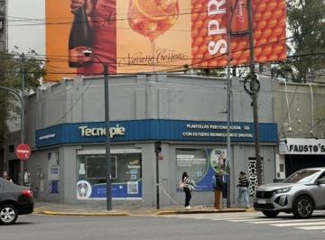 Local comercial , Vicente López · Vte Lopez Local Av del Libertador 1500