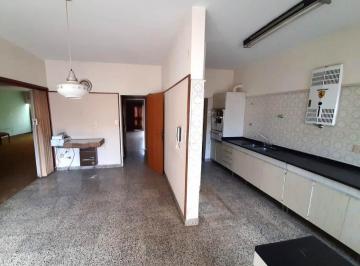 Casa de 3 ambientes, Rosario · Casa - Tiro Suizo