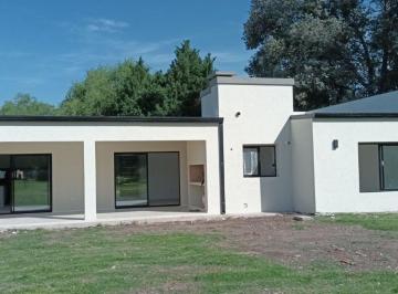 Casa · 176m² · 4 Ambientes · 2 Cocheras · Venta Casa Pilar Sausalito - Apto Credito