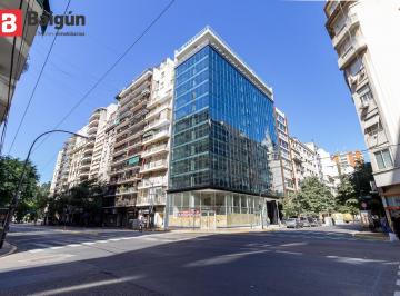 Oficina comercial · 52m² · Edificio de Oficinas en Excelente Ubicacion