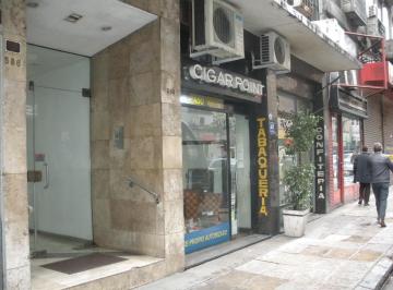 Oficina comercial · 100m² · 7 Ambientes · Oficina Al Frente en Buen Estado