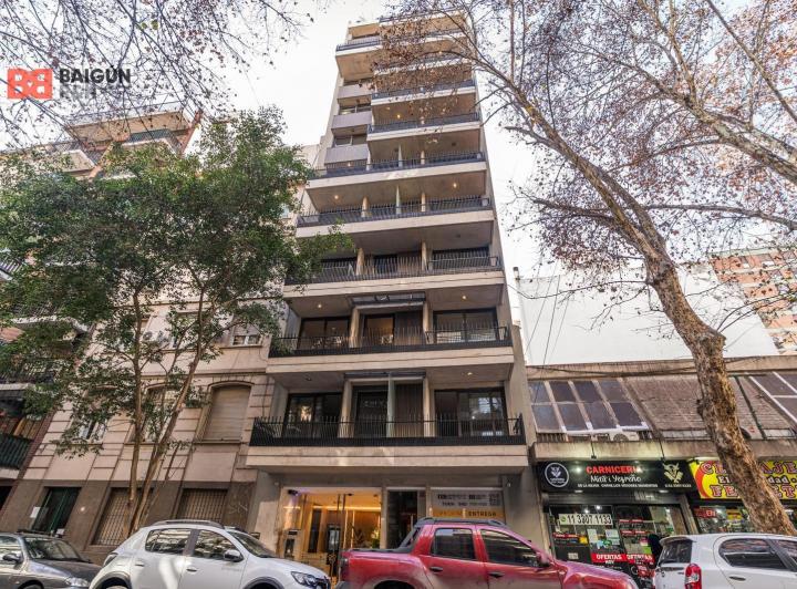 Desarrollo vertical · Ü