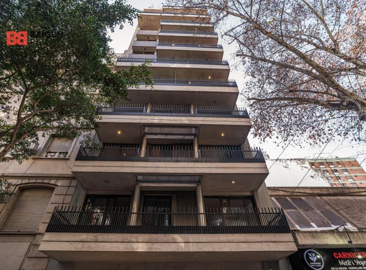 Desarrollo vertical · Ü