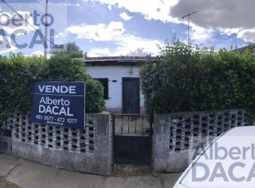 Casa · 60m² · 3 Ambientes · 2 Cocheras · Casa - Venta - Gonnet