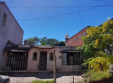 Casa · 300m² · 3 Ambientes · 1 Cochera · Casa en El Talar