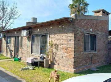Casa de 3 ambientes, Granadero Baigorria · Casa 1 Dormitorio con Comodín.