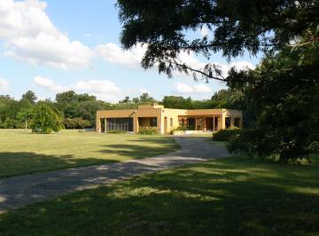Casa · 162m² · 5 Ambientes · 1 Cochera · Chacra de 4.43 Ha con Casa en Estancia Benquerencia Farm Club - Monte - Pcia. de Buenos Aires