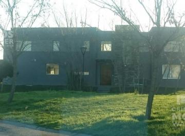 Casa · 280m² · 7 Ambientes · 3 Cocheras · Casa en El Cantón Barrio Norte Cristian Mooswalder Negocios Inmobiliarios