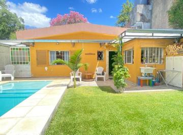 Casa · 120m² · 5 Ambientes · Venta Casa 4 Ambientes Pileta Casco de Ranelagh