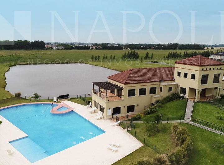 Terreno · 730m²