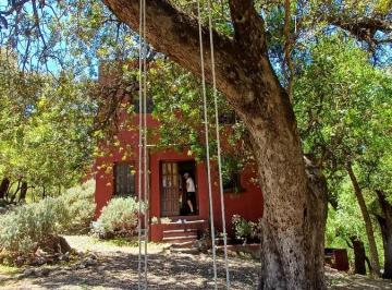 Casa · 100m² · 3 Ambientes · 1 Cochera · Hermoso Chalet de Montaña con Piscina en Merlo San Luis Acepta Permuta en Caba
