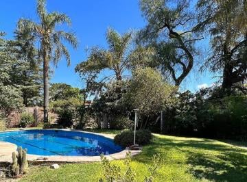 Casa de 9 ambientes, Córdoba · Todo Planta Baja 260 m Cub y 840 m Totales