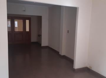 Casa de 4 ambientes, Floresta · Casa 4 Amb Sobre Lote de 8 X 26 Aprox